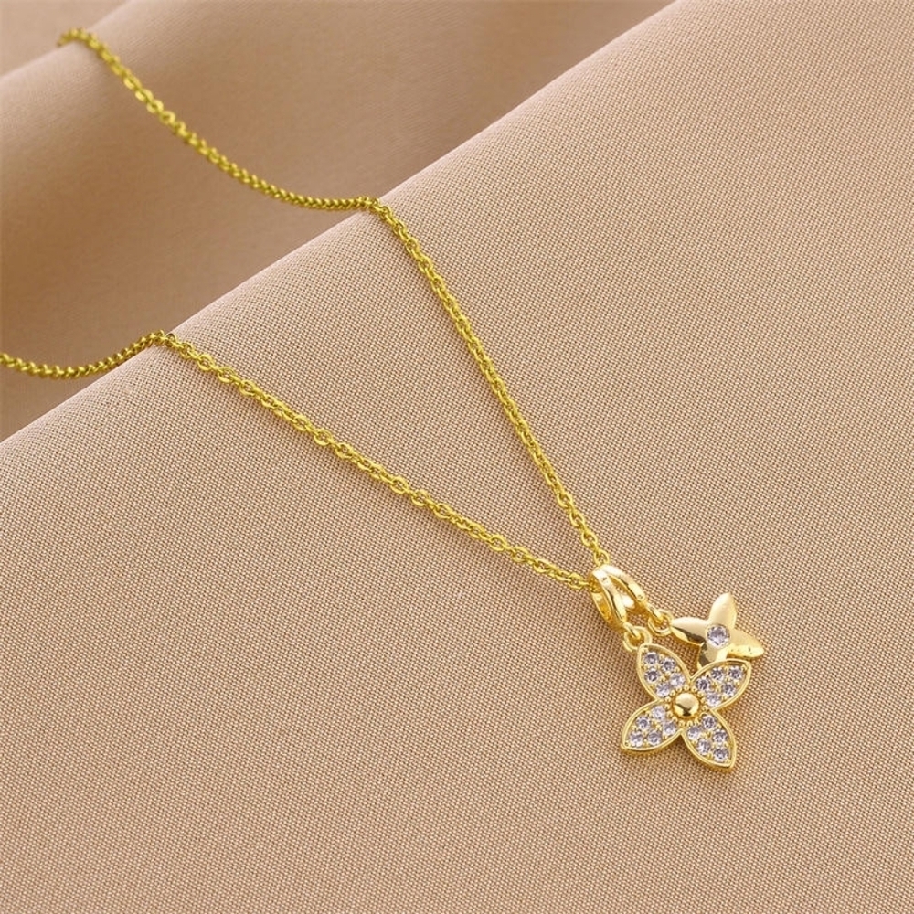 Stainless Steel Sparkly Gold Flower Pendant Necklace - Picture 3 of 12